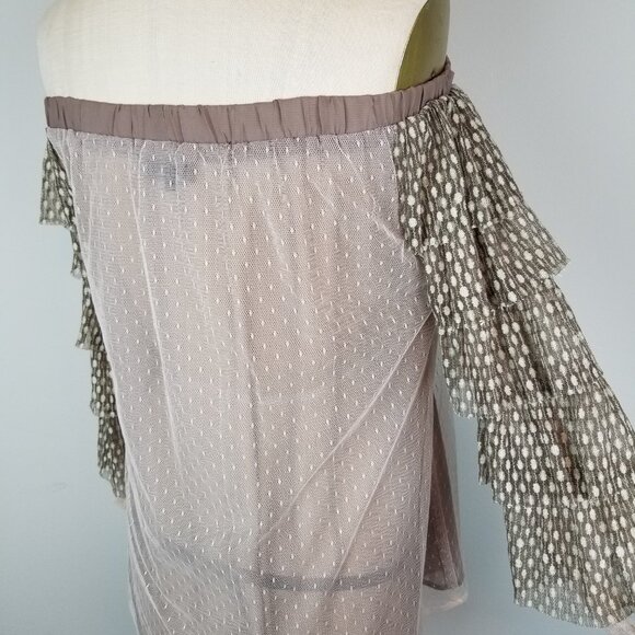 Ryu Off the Shoulder Swiss Dot Ruffled Sleeve Blouse with Large Bow * Small - Picture 8 of 10